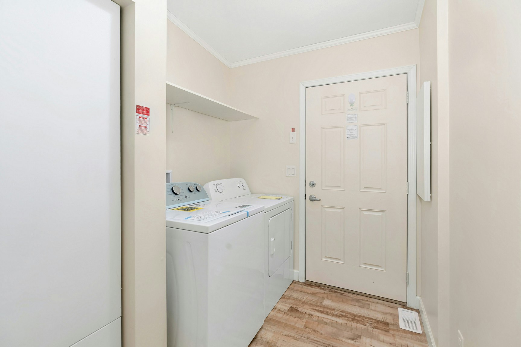 20-8220 King George Boulevard, Surrey, BC, V3W 6E1 - 6