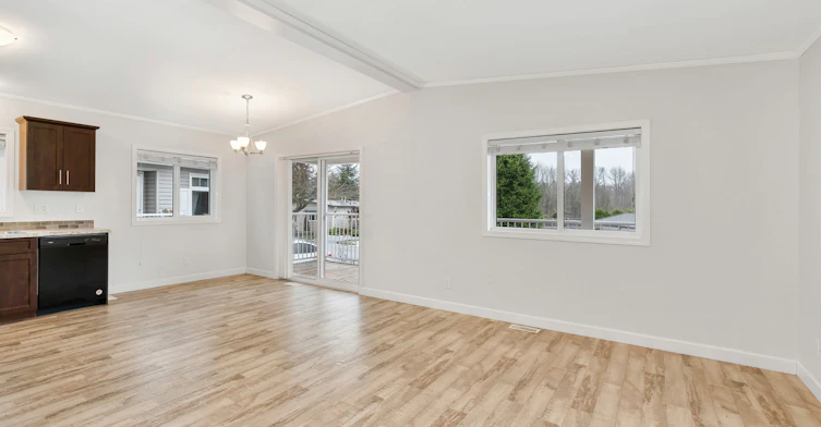 20-8220 King George Boulevard, Surrey, BC, V3W 6E1 - 4