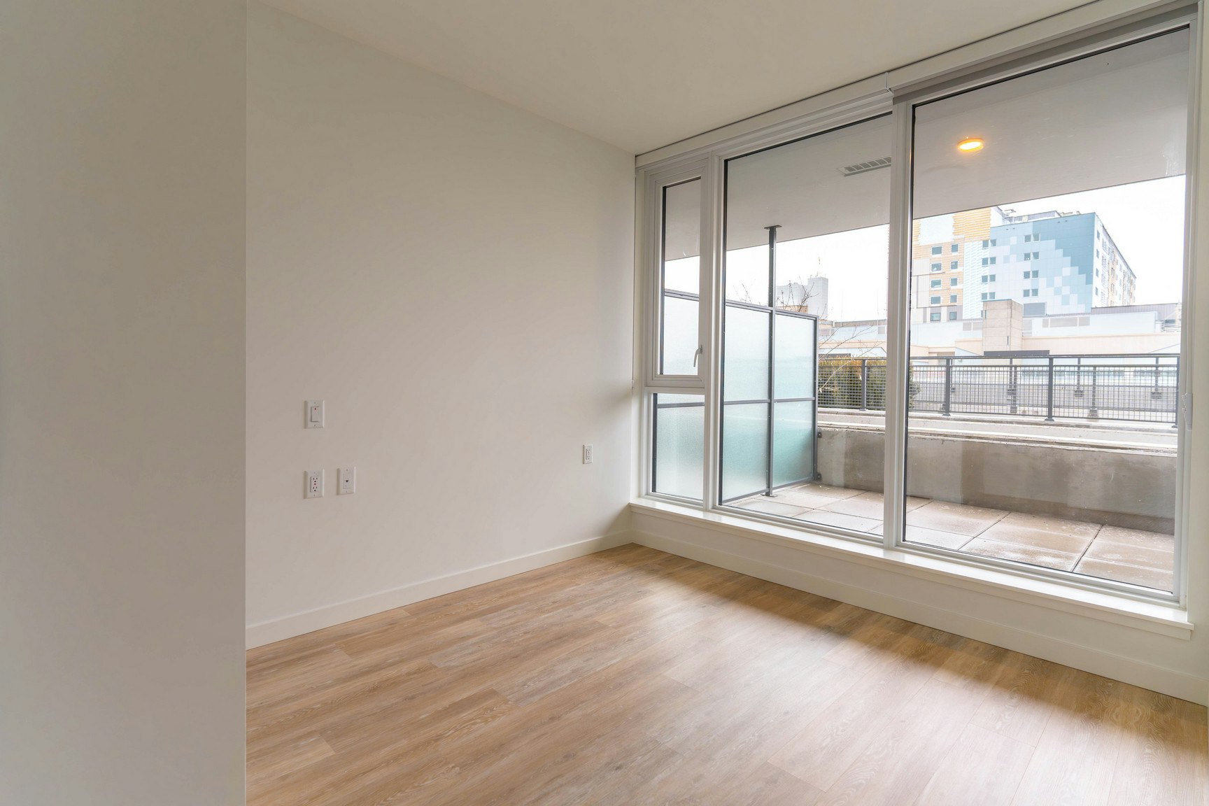 2501-268 Nelson's Court, New Westminster, BC, V3L 0K7 - 9