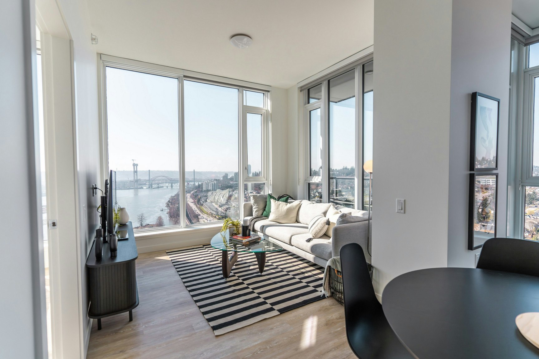 1208-268 Nelson's Court, New Westminster, BC, V3L 0K7 - 3