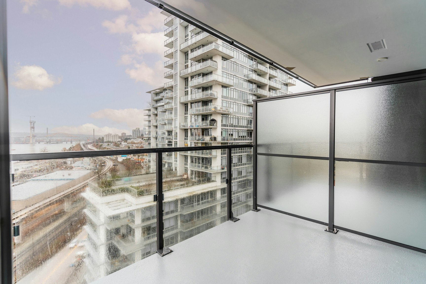 0000-268 Nelson's Court, New Westminster, BC, V3L 0K7 - 9