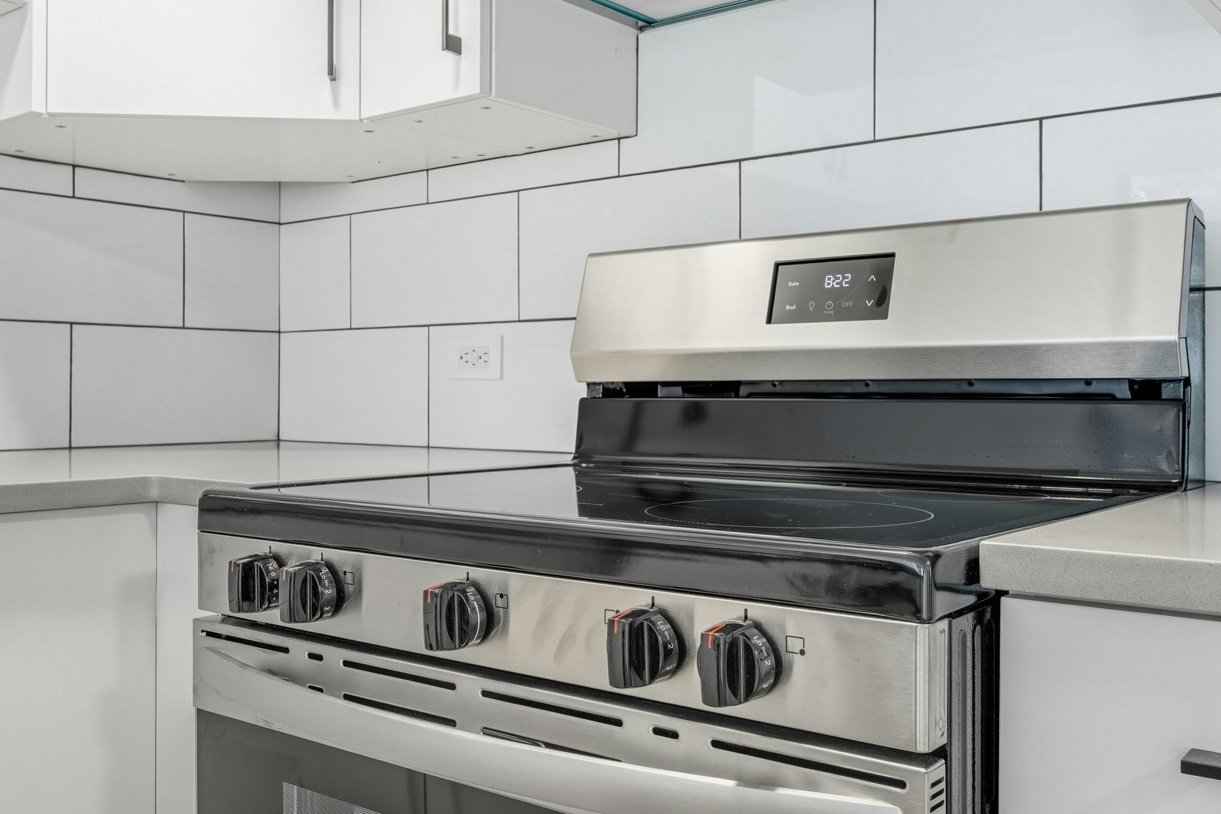 1450 West Georgia, Vancouver, BC, V6G 2T8 - 9