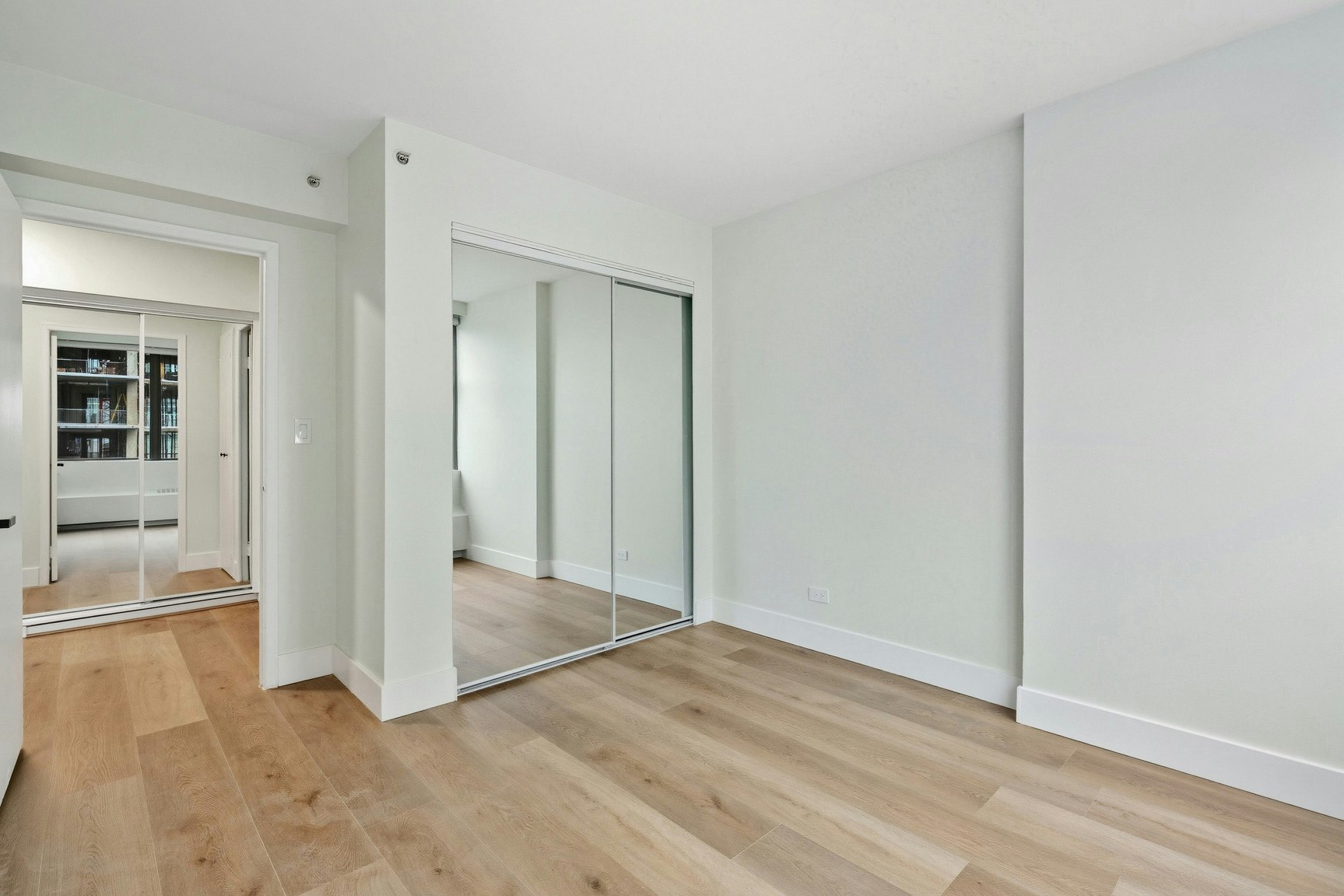 1450 West Georgia, Vancouver, BC, V6G 2T8 - 14