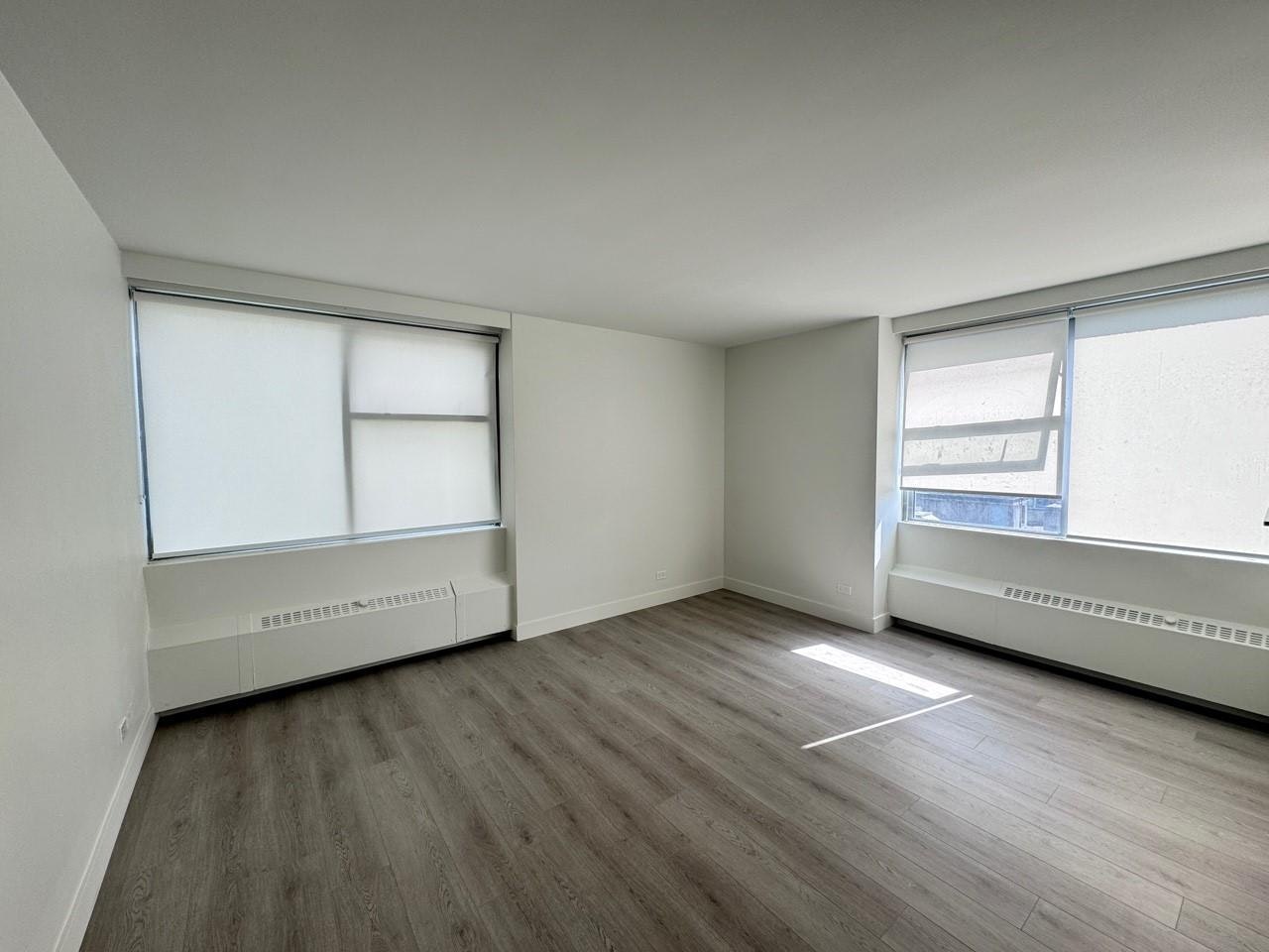 1007-1450 West Georgia, Vancouver, BC, V6G 2T8 - 2