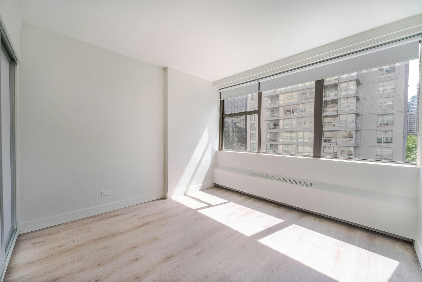 1007-1450 West Georgia, Vancouver, BC, V6G 2T8 - 14