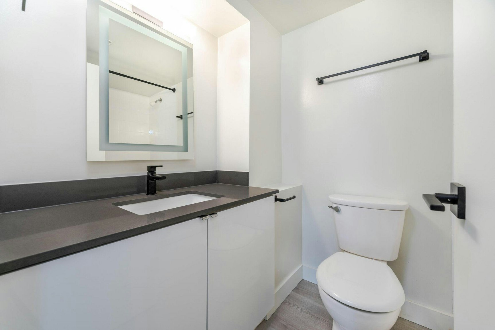 1007-1450 West Georgia, Vancouver, BC, V6G 2T8 - 9