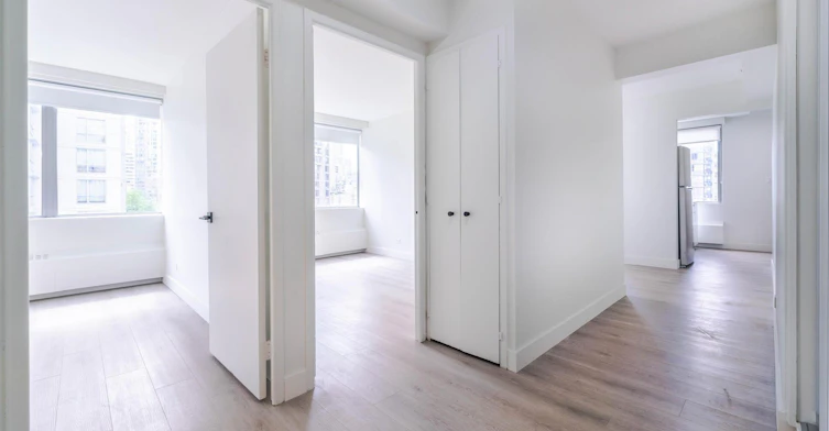 1007-1450 West Georgia, Vancouver, BC, V6G 2T8 - 11