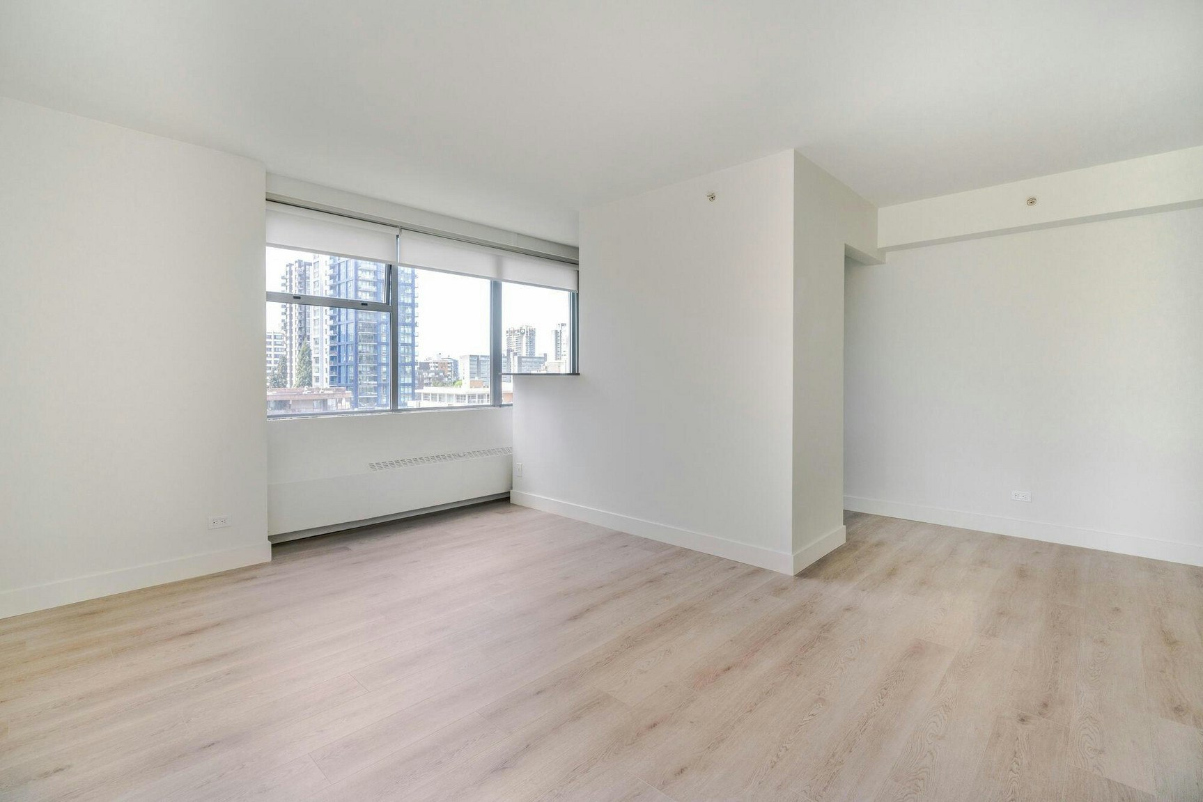 1007-1450 West Georgia, Vancouver, BC, V6G 2T8 - 4