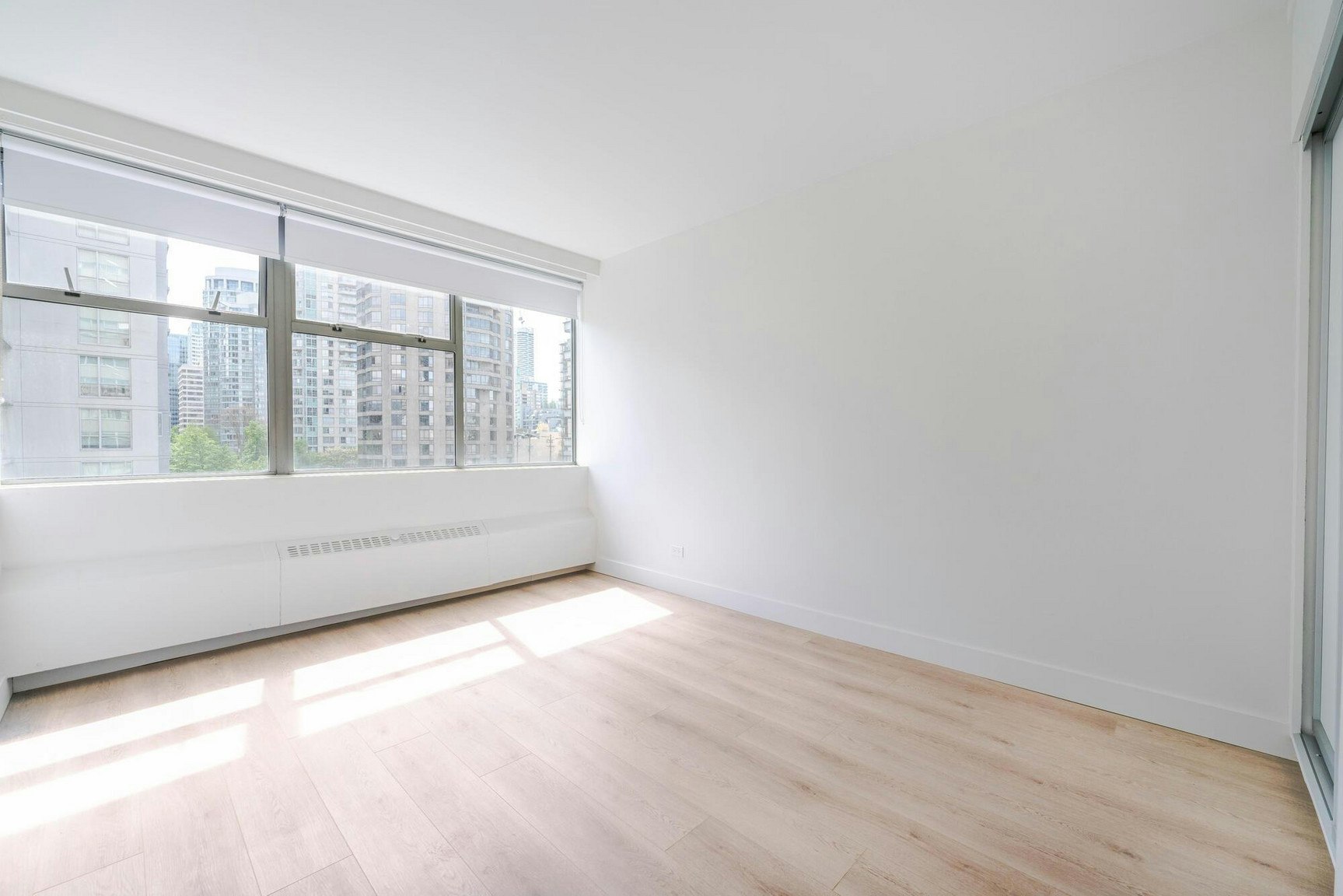 1007-1450 West Georgia, Vancouver, BC, V6G 2T8 - 12