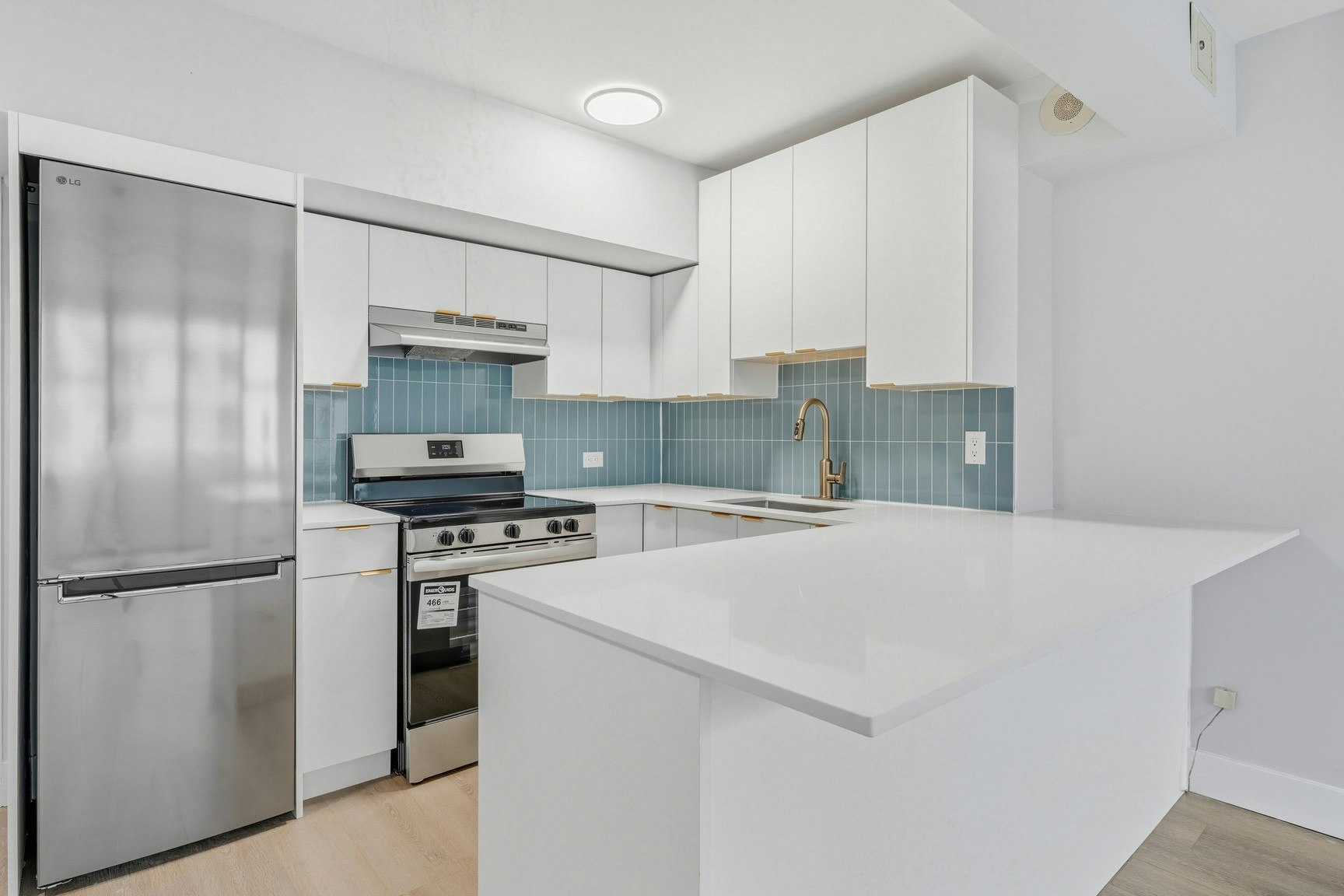 2105-1450 West Georgia, Vancouver, BC, V6G 2T8 - 3