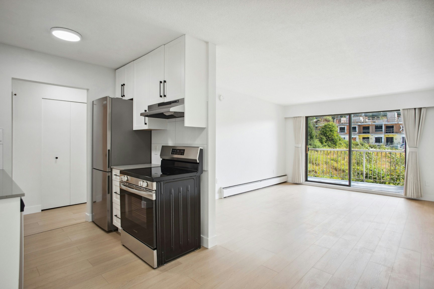 203-549 Dansey Avenue, Coquitlam, BC, V3K 3G1
