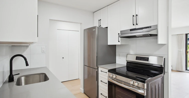 203-549 Dansey Avenue, Coquitlam, BC, V3K 3G1 - 5