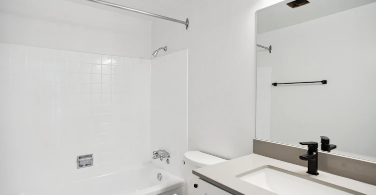 203-549 Dansey Avenue, Coquitlam, BC, V3K 3G1 - 8