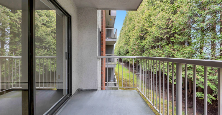 302-549 Dansey Avenue, Coquitlam, BC, V3K 3G1 - 2