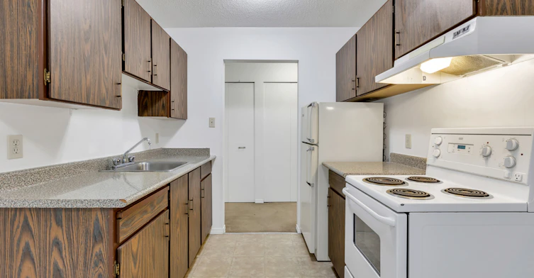 302-549 Dansey Avenue, Coquitlam, BC, V3K 3G1 - 4