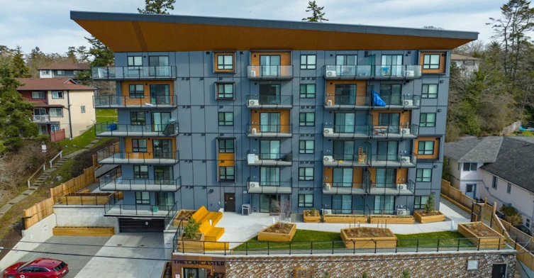 687 Admirals Road, Esquimalt, BC, V9A 2N9 - 7