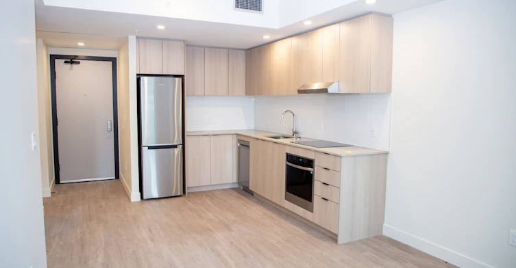 205-9873 King George Boulevard, Surrey, BC, V3T 0T2 - 19