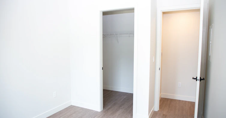 1805-9873 King George Boulevard, Surrey, BC, V3T 0T2 - 17