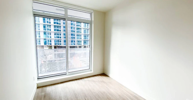 1604-9873 King George Boulevard, Surrey, BC, V3T 0T2 - 4