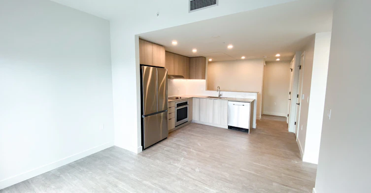407-9873 King George Boulevard, Surrey, BC, V3T 0T2 - 8