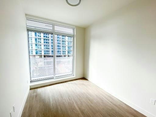 0704-9873 King George Boulevard, Surrey, BC, V3T 0T2 - 7