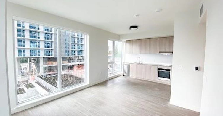 0208-9873 King George Boulevard, Surrey, BC, V3T 0T2 - 9