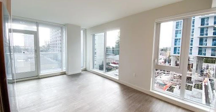 0208-9873 King George Boulevard, Surrey, BC, V3T 0T2 - 7