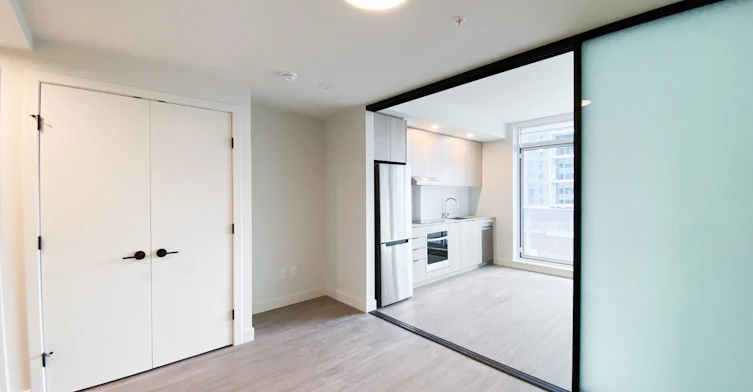 1114-9873 King George Boulevard, Surrey, BC, V3T 0T2 - 5