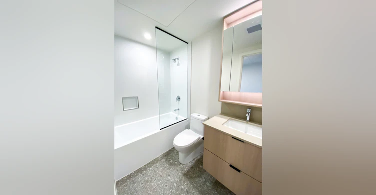 1114-9873 King George Boulevard, Surrey, BC, V3T 0T2 - 4
