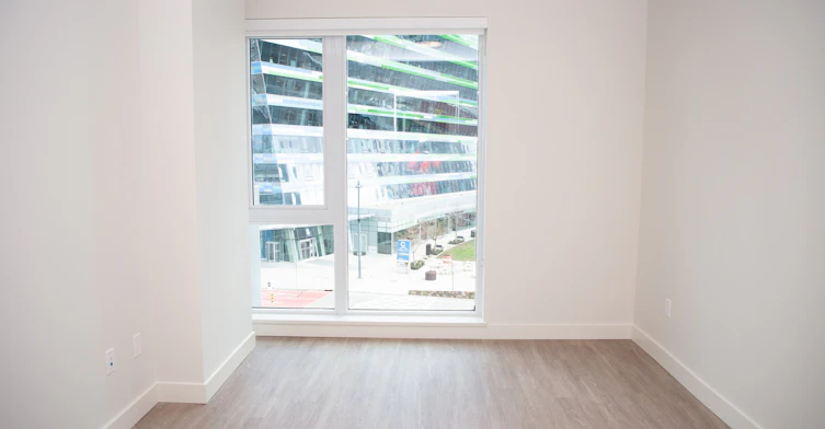 202-9873 King George Boulevard, Surrey, BC, V3T 0T2 - 9