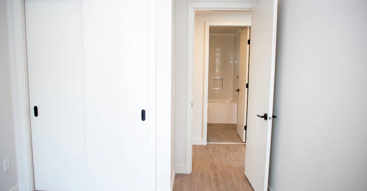 502-9873 King George Boulevard, Surrey, BC, V3T 0T2 - 10