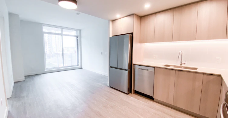503-9873 King George Boulevard, Surrey, BC, V3T 0T2 - 5