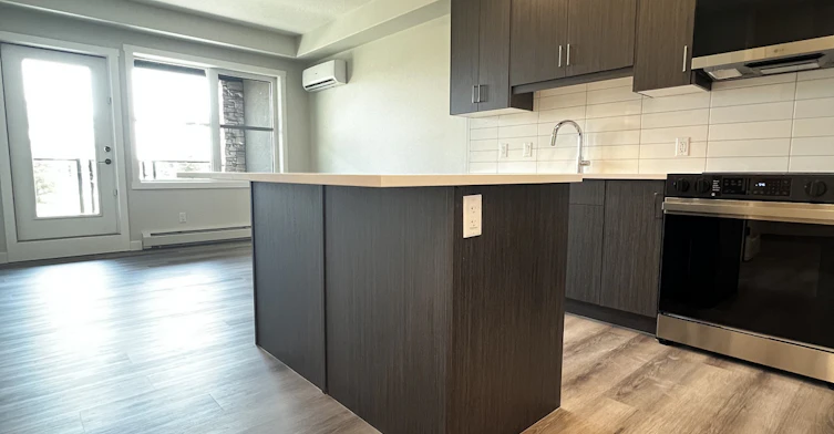 103-125 Wolf Hollow Crescent SE, Calgary, AB, T2X 5K9 - 2