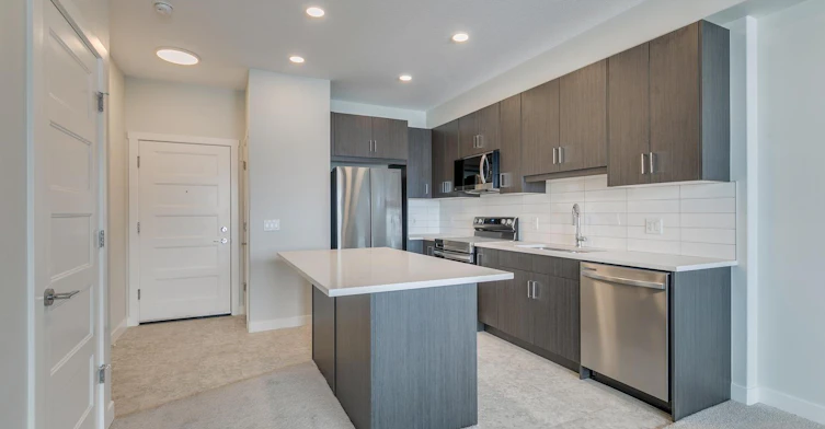 410-125 Wolf Hollow Crescent SE, Calgary, AB, T2X 5K9 - 9