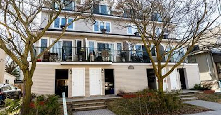 6-110 Stirling Avenue, Ottawa, ON, K1Y 1R1