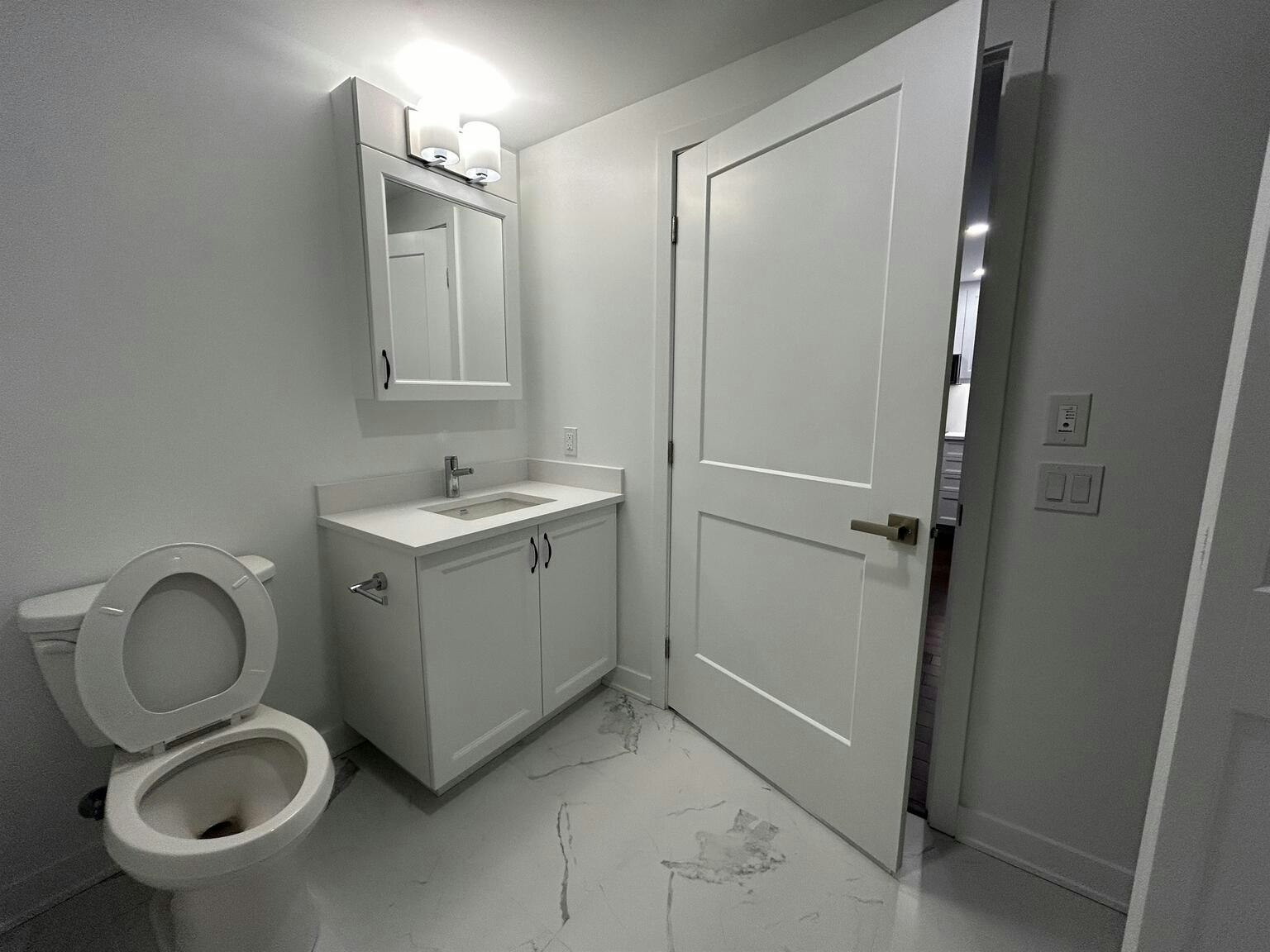 2104-340 Queen Street, Ottawa, ON, K1R 5A5 - 9