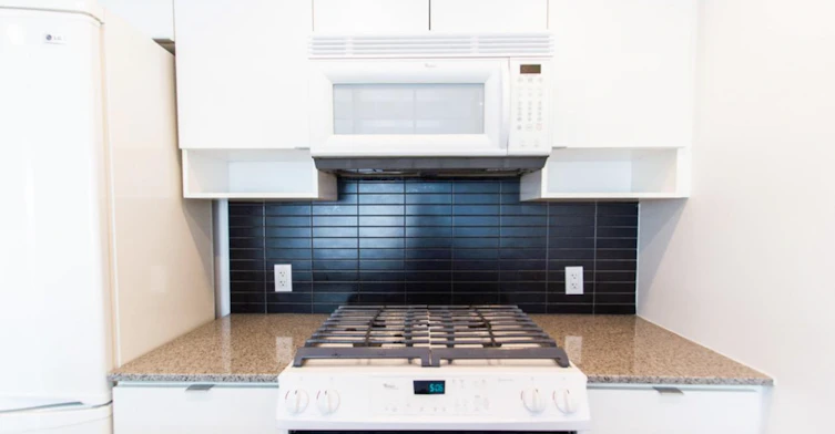 1107-928 Beatty Street, Vancouver, BC, V6Z 3G6 - 7