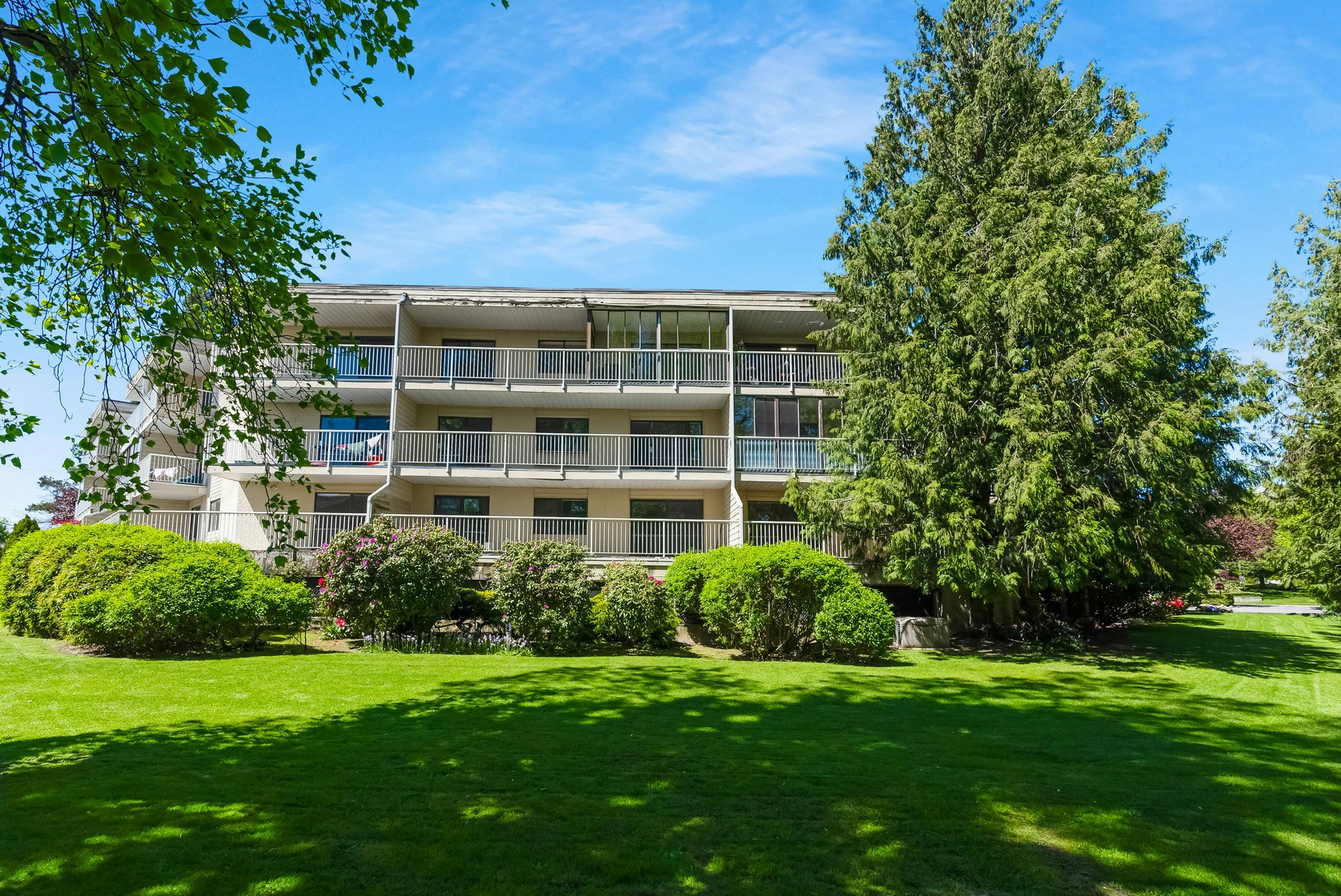 8040 Blundell Road, Richmond, BC, V6Y 1J8 - 30