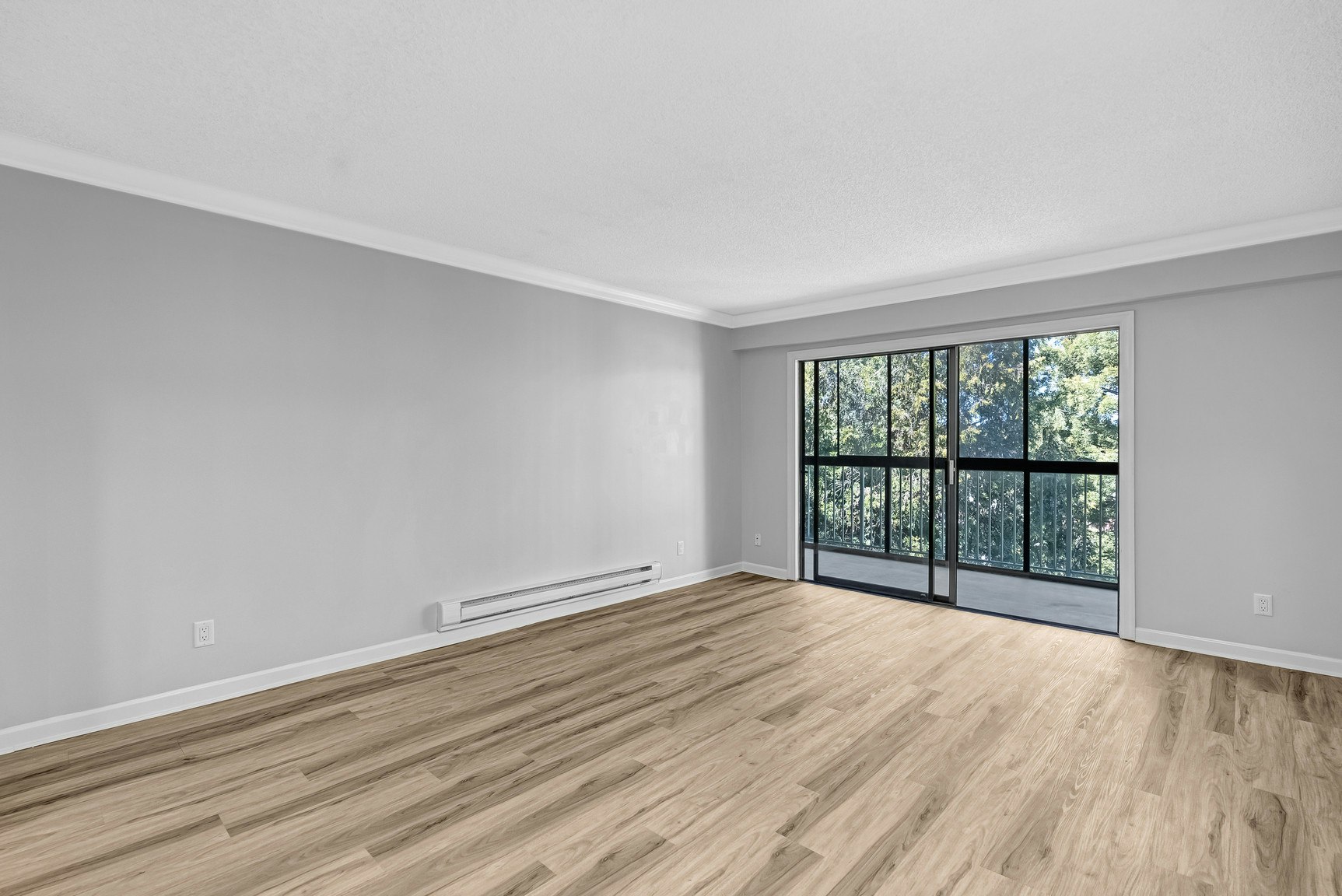 8040 Blundell Road, Richmond, BC, V6Y 1J8 - 13