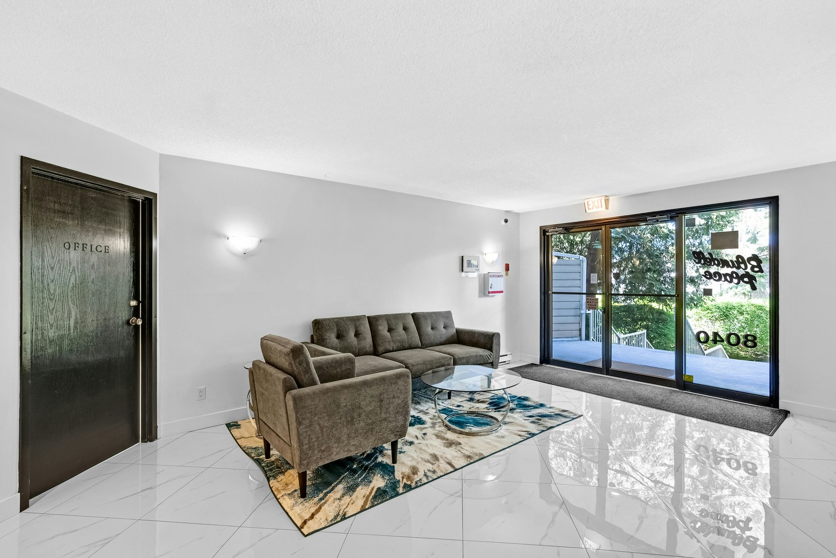 8040 Blundell Road, Richmond, BC, V6Y 1J8 - 8