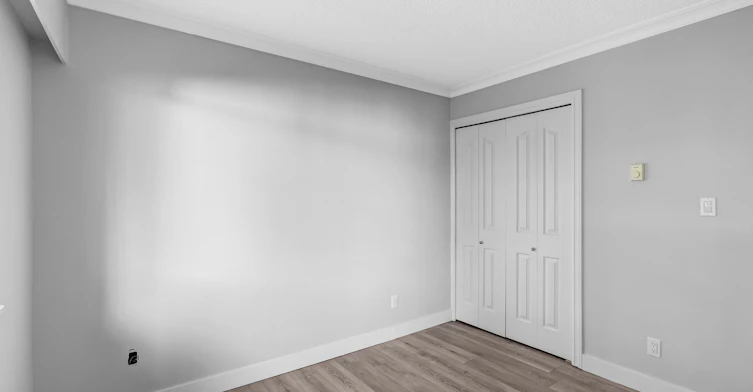 8040 Blundell Road, Richmond, BC, V6Y 1J8 - 26