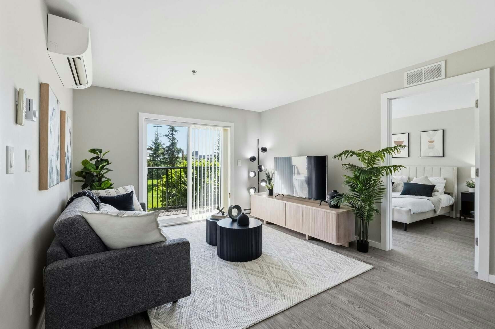 701-213-703 Sterling Lyon Parkway, Winnipeg, MB, R3P 2T7 - 3