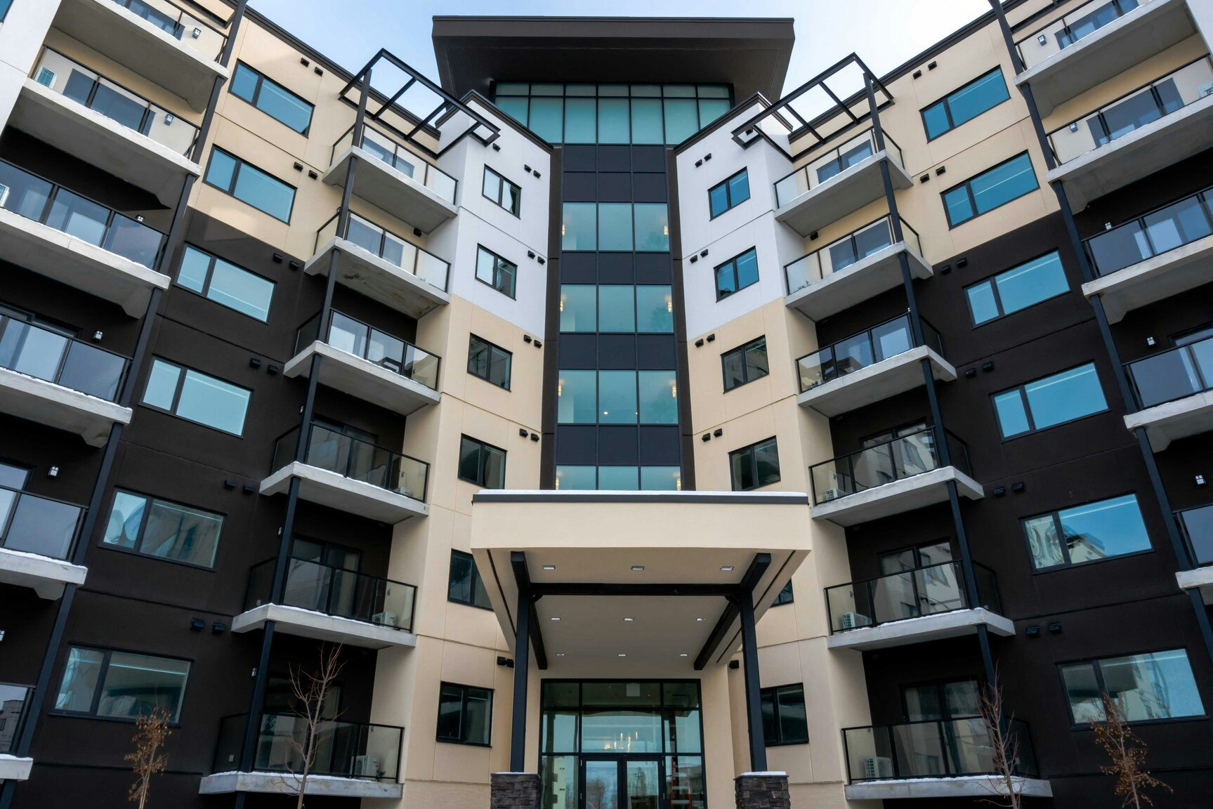 701-213-703 Sterling Lyon Parkway, Winnipeg, MB, R3P 2T7 - 4
