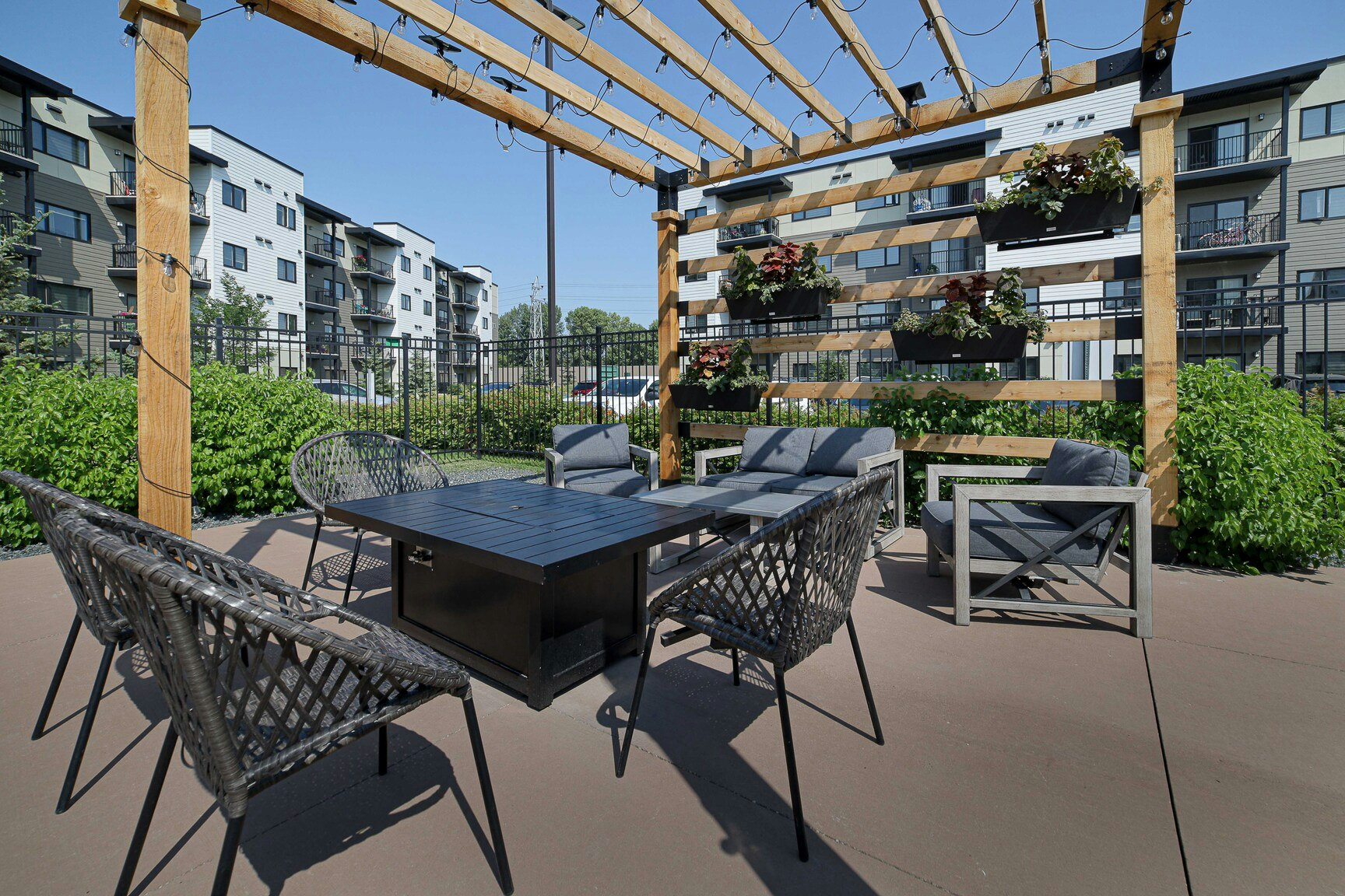 701-213-703 Sterling Lyon Parkway, Winnipeg, MB, R3P 2T7 - 24