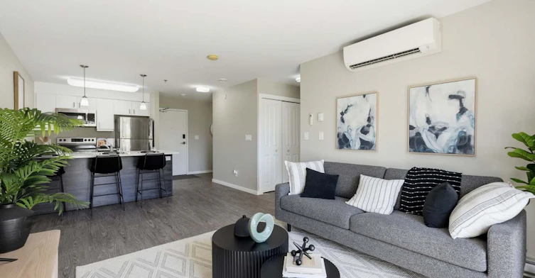 701-213-703 Sterling Lyon Parkway, Winnipeg, MB, R3P 2T7 - 17