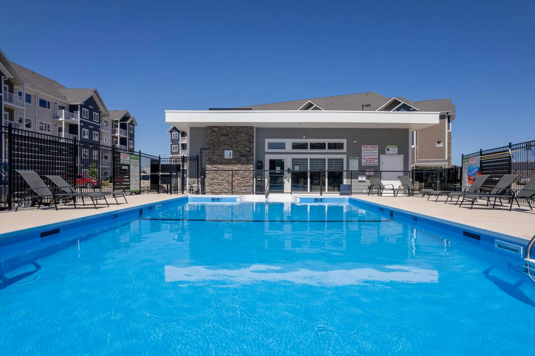 350-103-355 Bridge Lake Drive, Winnipeg, MB, R3Y 1Z3