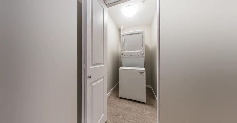 4830-402-4830 Gordon Road, Regina, SK, S4W 0B7 - 11