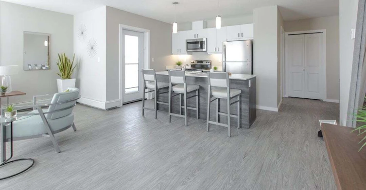 4830-221-4830 Gordon Road, Regina, SK, S4W 0B7 - 9