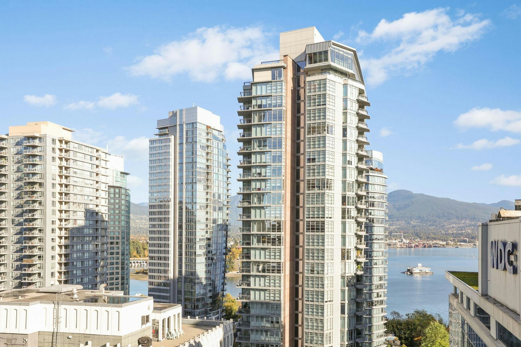 1602-1188 W Pender Street, Vancouver, BC, V6E 0A2 - 2