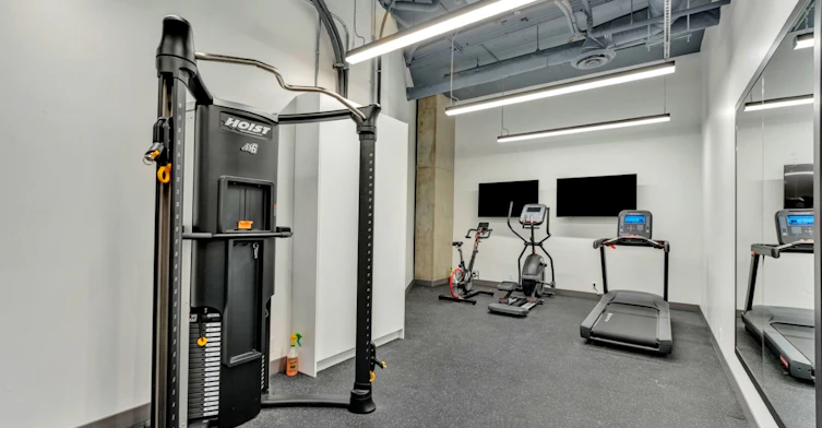 1649 E Broadway, Vancouver, BC, V5N 0J4 - 9